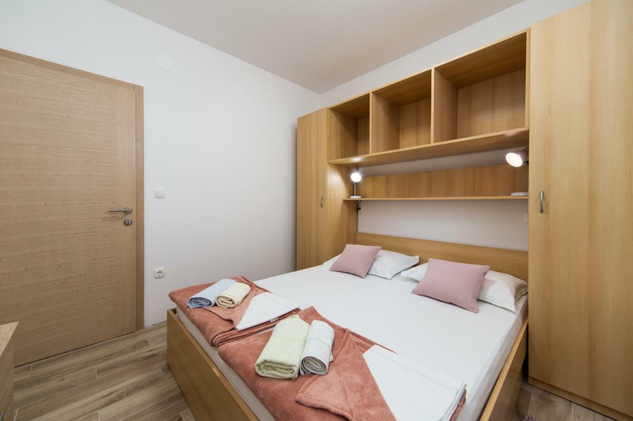 Apartmani Ujdur Gradac  Exteriör bild